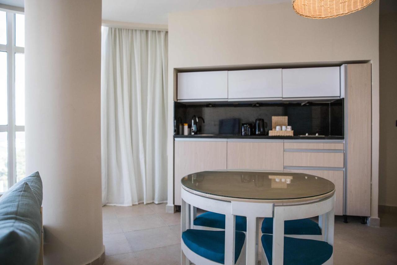 Redcon Aparthotel 3*